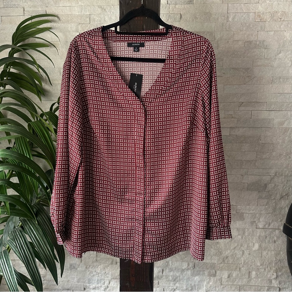 Alfani “Core” Burgundy Maroon V Neck Long Sleeve Blouse Size 0X New with Tags